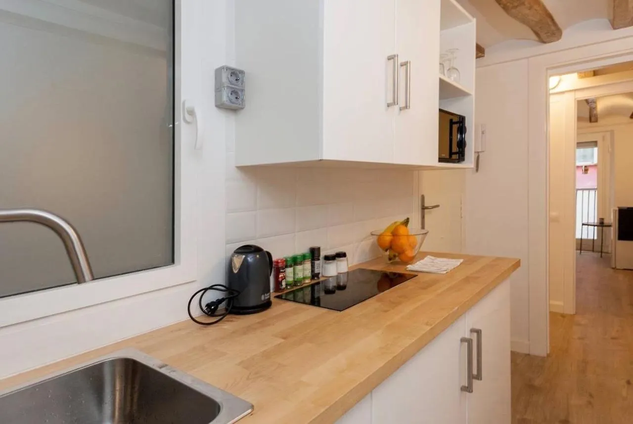 Modern&Comfy Apartment Close to Ramblas Barcelona